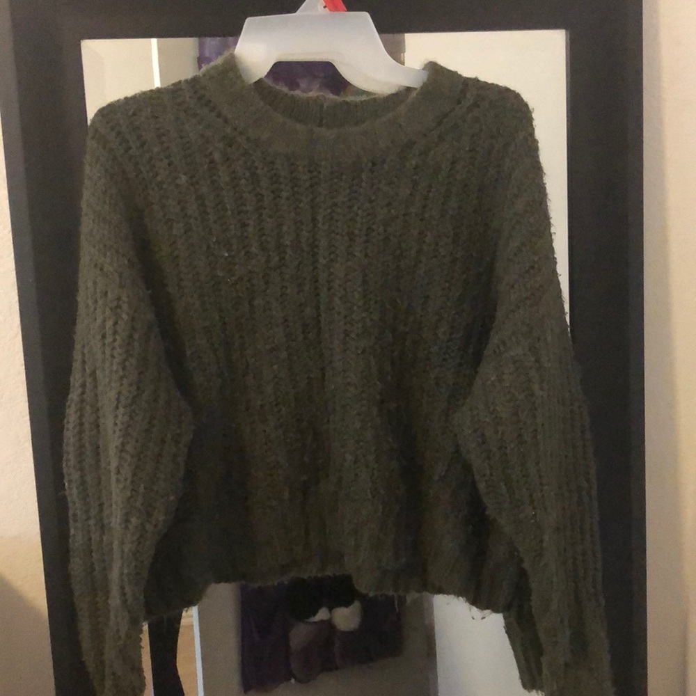 olive green cropped sweater